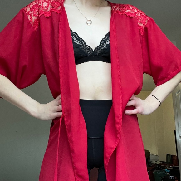 VINTAGE Secret Treasures lace flowy midi red robe - Picture 5 of 16
